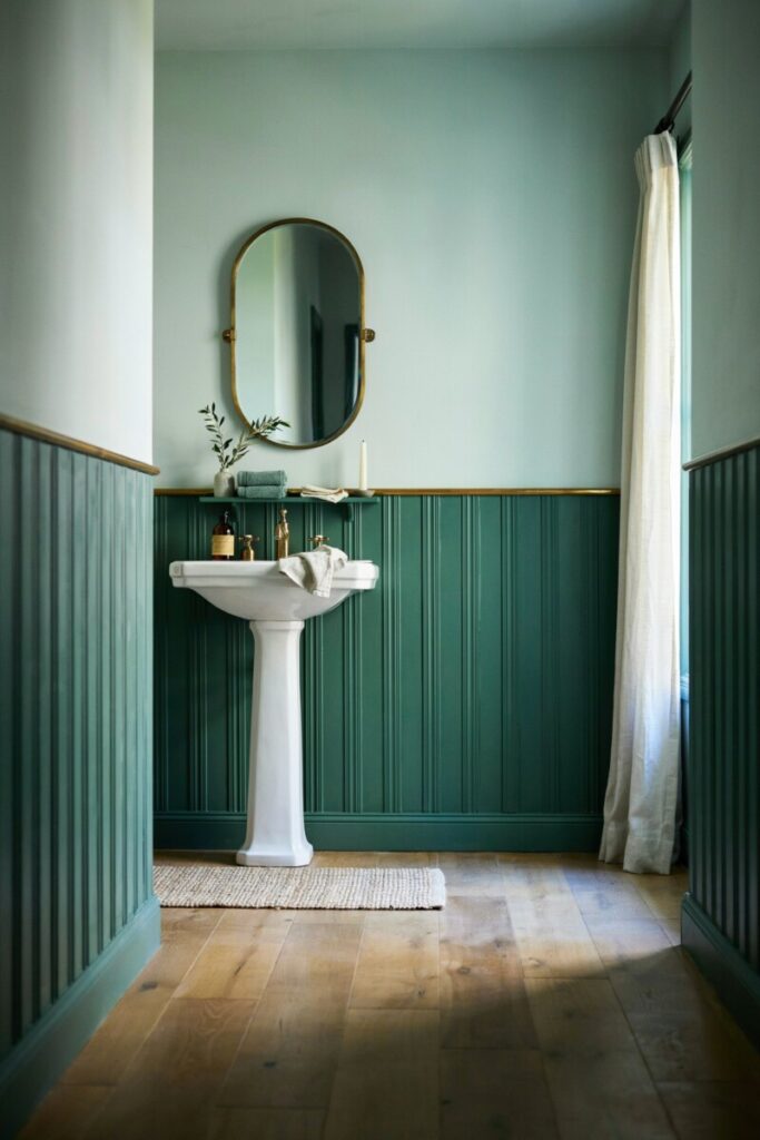 Emerald Mint Contrast